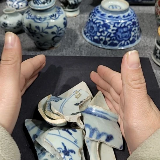 碗红*，，，，，，，，，，，，