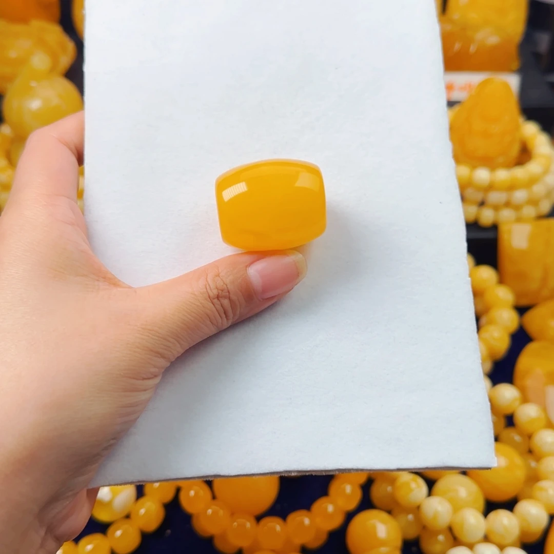蜜蜡颈饰未镶嵌桶珠