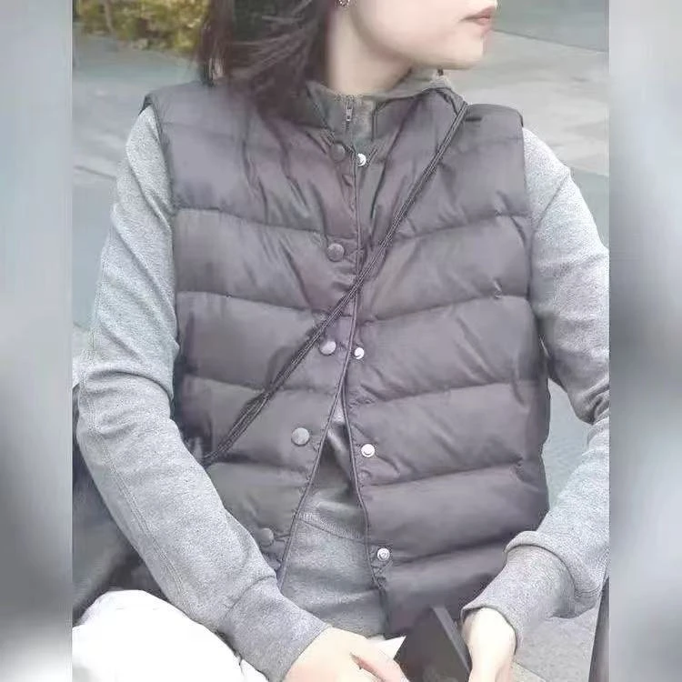 女式女款小个子90白鸭绒时尚简约百搭修身纯色无袖轻薄羽绒马甲