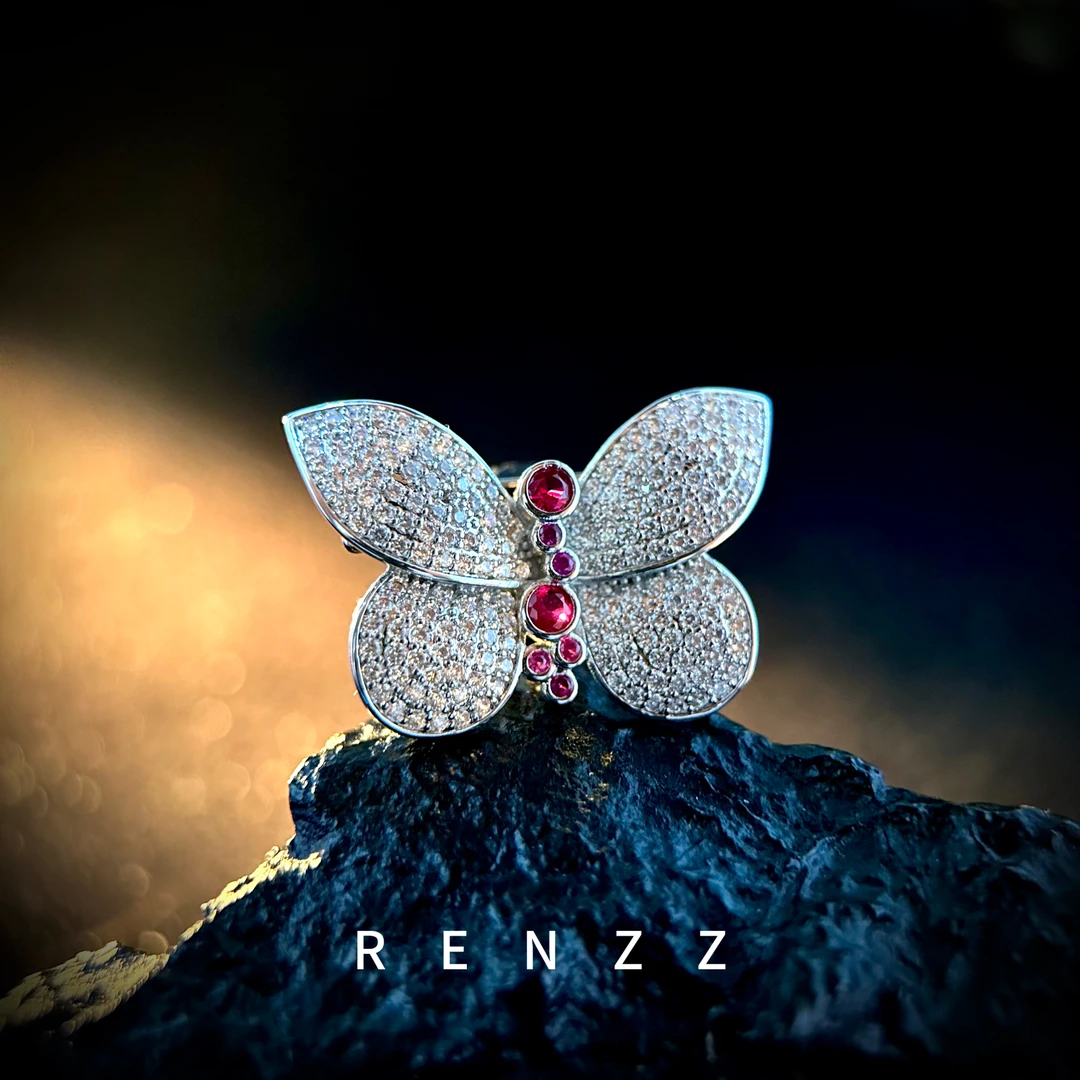 0217小型蝴蝶高档胸针