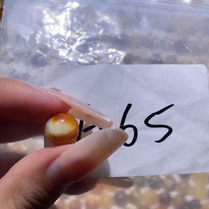 琥珀未镶嵌裸石10.6福利