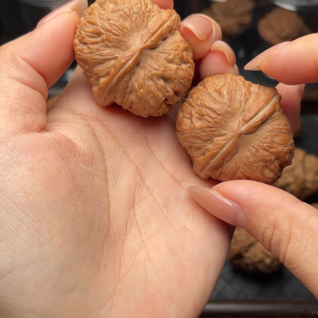 吊坠文玩核桃48克元宝