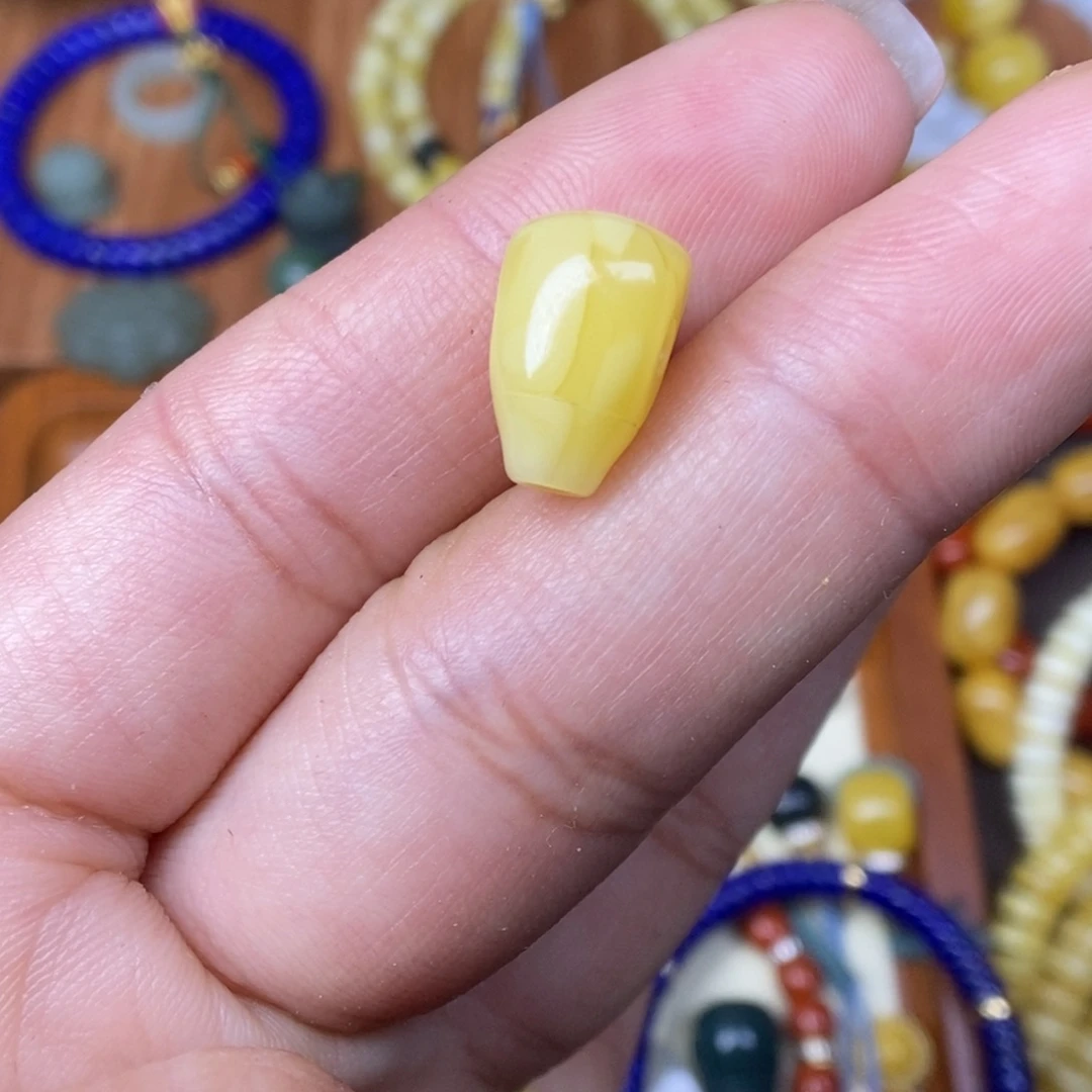 琥珀未镶嵌手链卡8