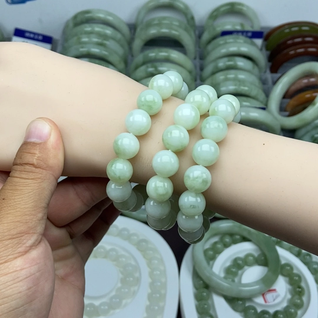 S***w未镶嵌蛇纹石玉手链