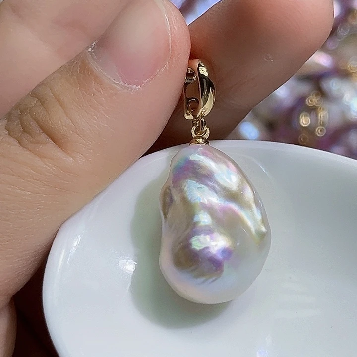 颈饰未镶嵌淡水珍珠