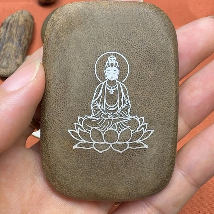 大叶紫檀（黑酸枝木类）