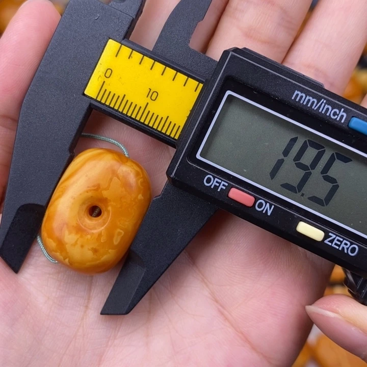 蜜蜡未镶嵌裸石蜜蜡M