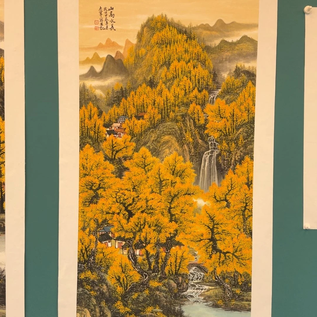 国画龙志军山水银杏