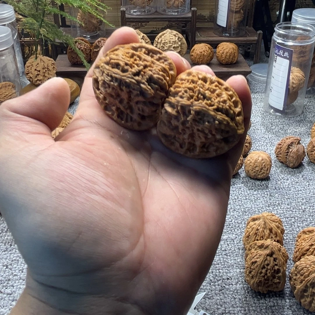 文玩核桃把件逐鹿南疆全品