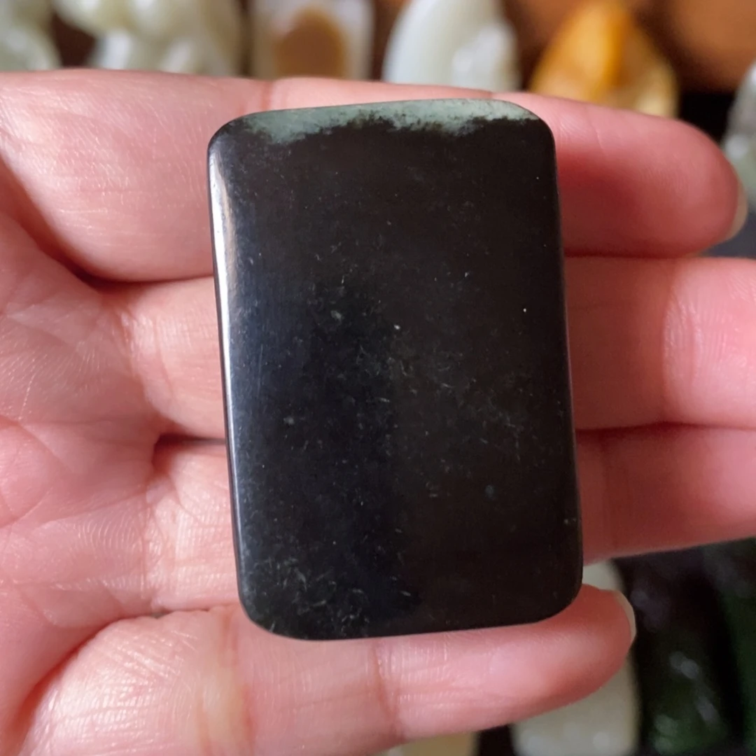 和田玉未镶嵌颈饰无事牌