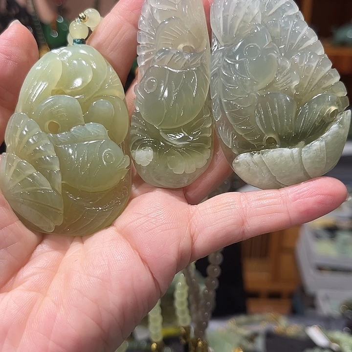 未镶嵌岫玉毛衣链