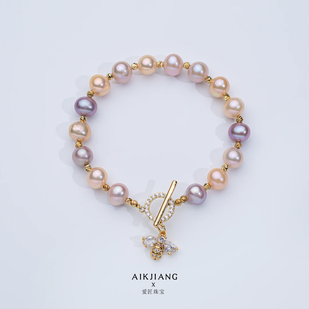 AIKJIANG/爱匠【新粉必拍】小蜜蜂 糖果色淡水珍珠手链7mm左右时尚