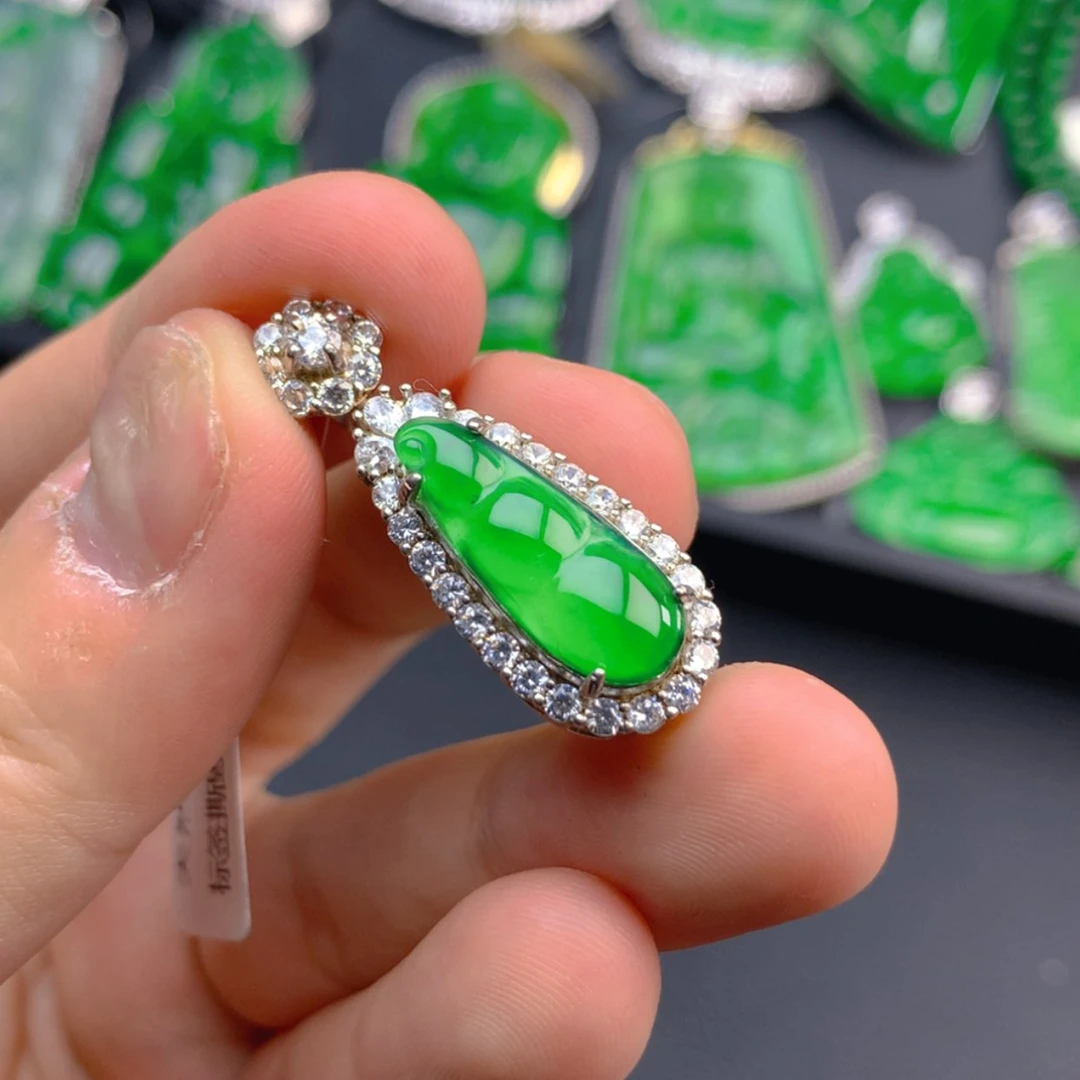 【闪购商品】翡翠颈饰银S925镶嵌11111111