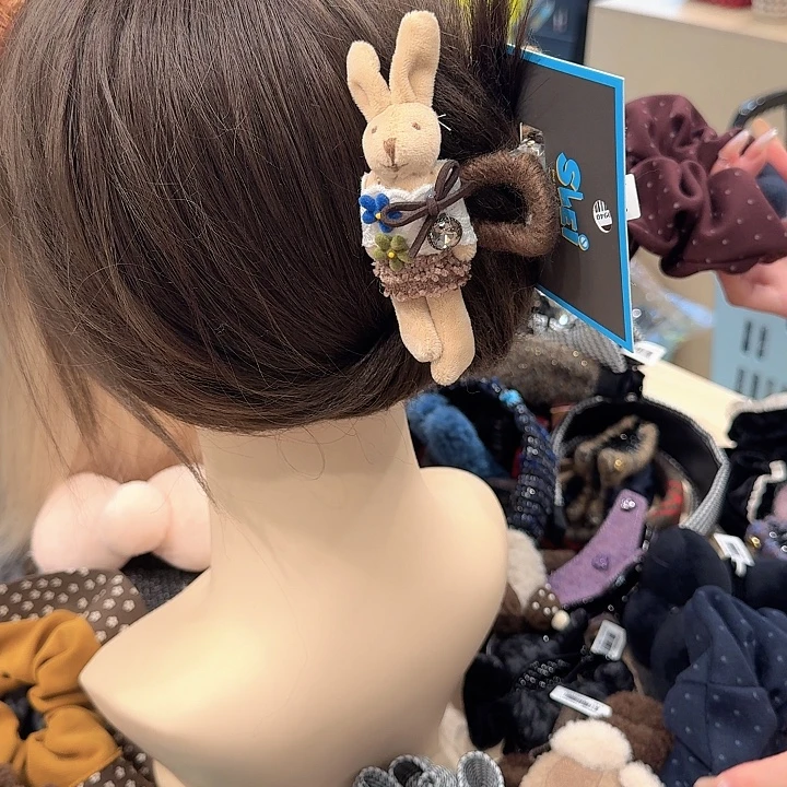 小花衣服兔子抓夹