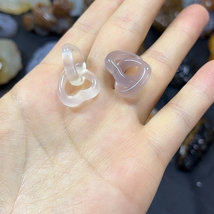 幸***星未镶嵌玛瑙/玉髓珠宝奇石一对