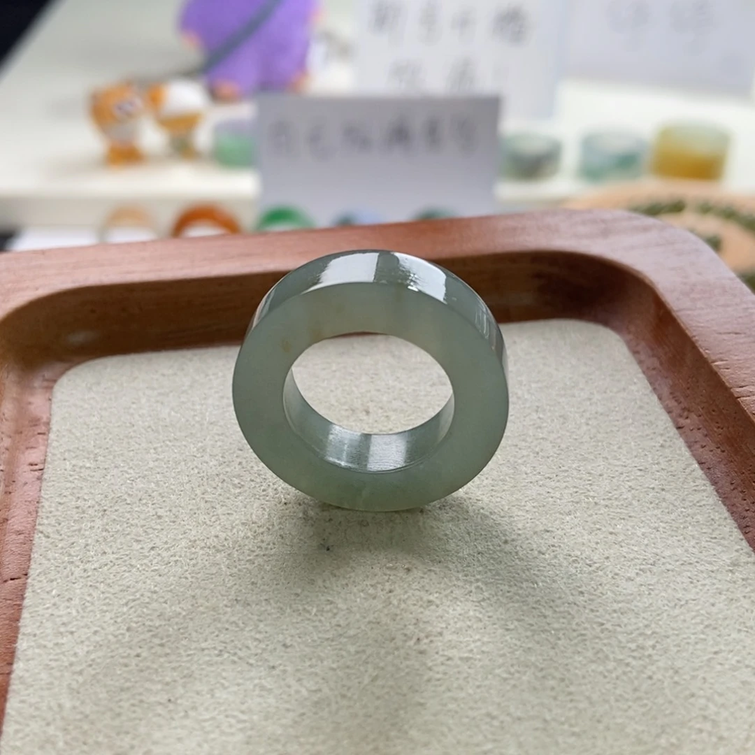 未镶嵌定制翡翠品质漏