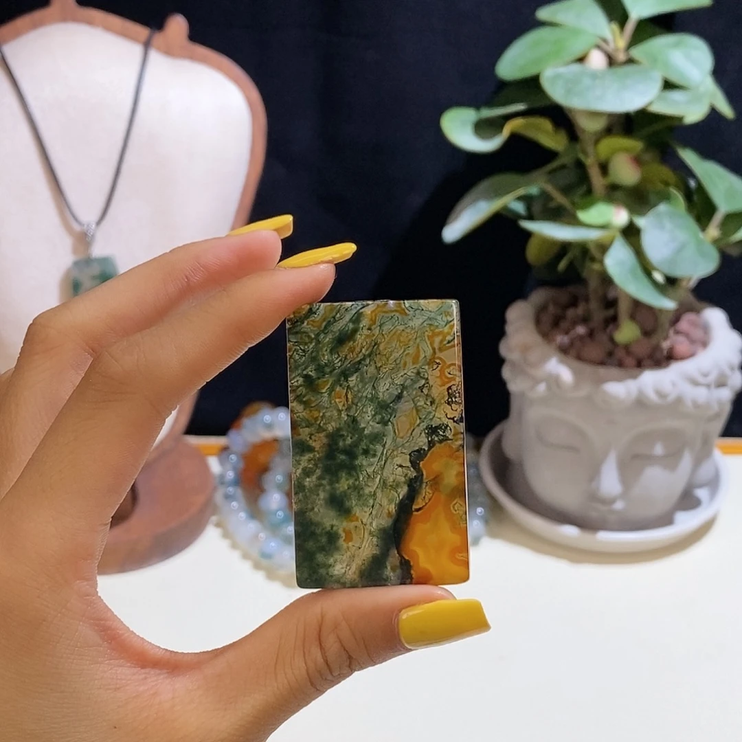 玛瑙/玉髓颈饰足银镀金镶嵌左**七