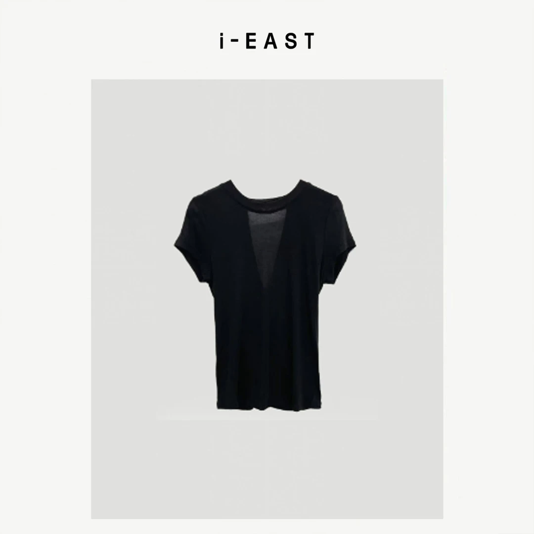i-EAST 有点小性感~ 超显身材后背扭结镂空短袖-4X  T12483