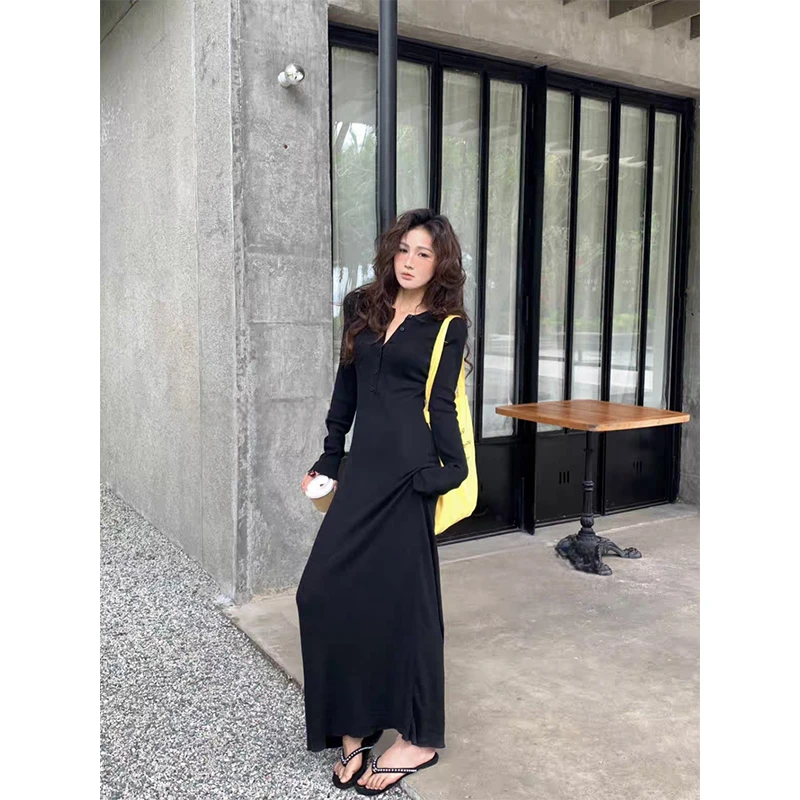 又a又飒修身显瘦针织裙女2025秋季新款高级感连衣裙长袖洋气裙子