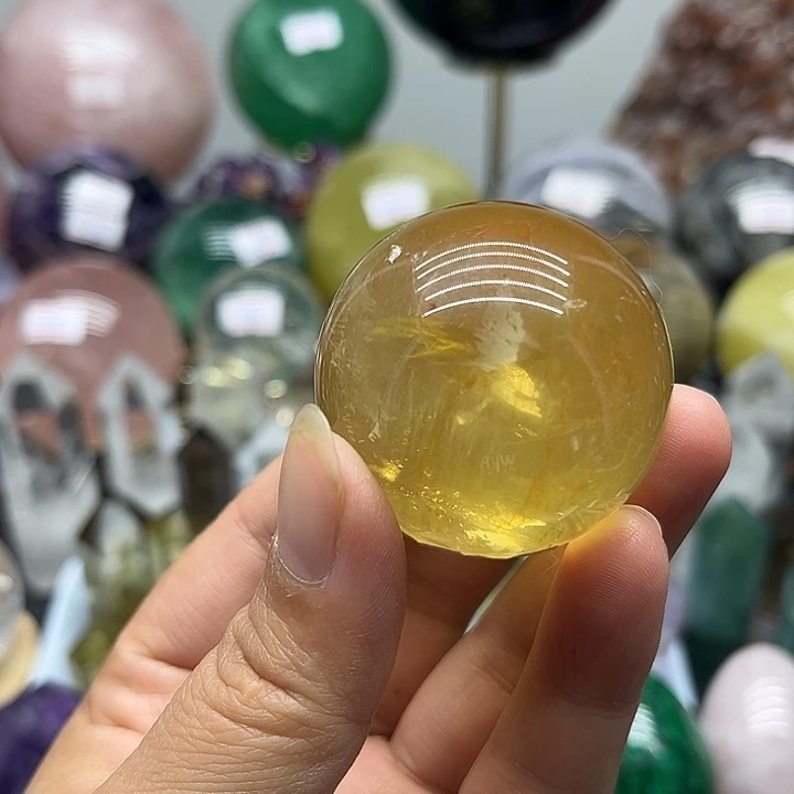 未镶嵌珠宝半成品水晶99克黄水晶球