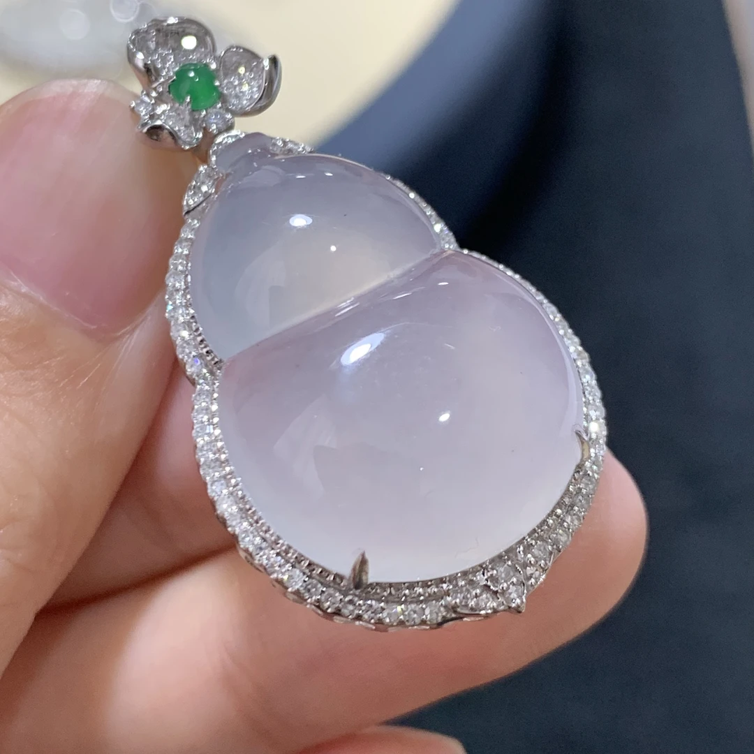 18k金翡翠葫芦吊坠
