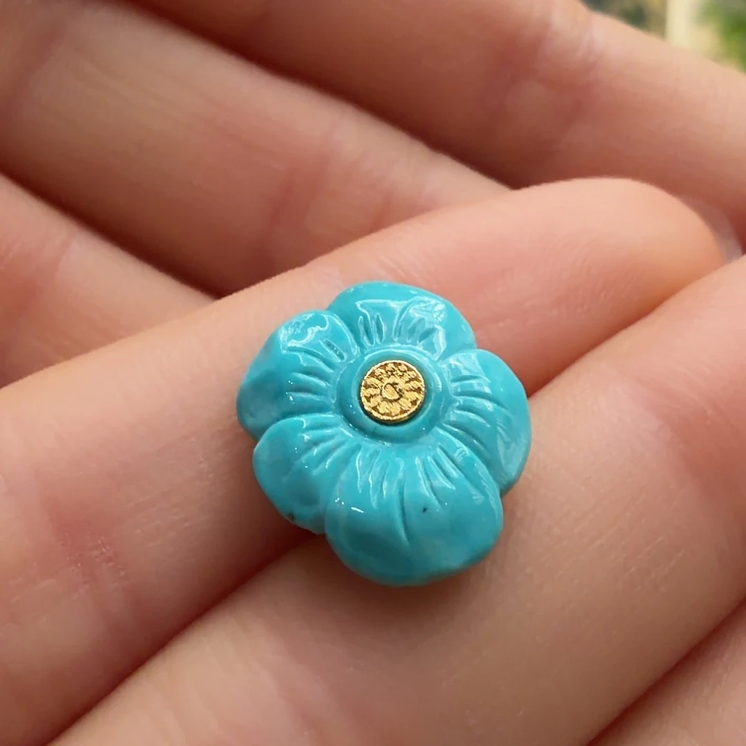 绿松石未镶嵌颈饰