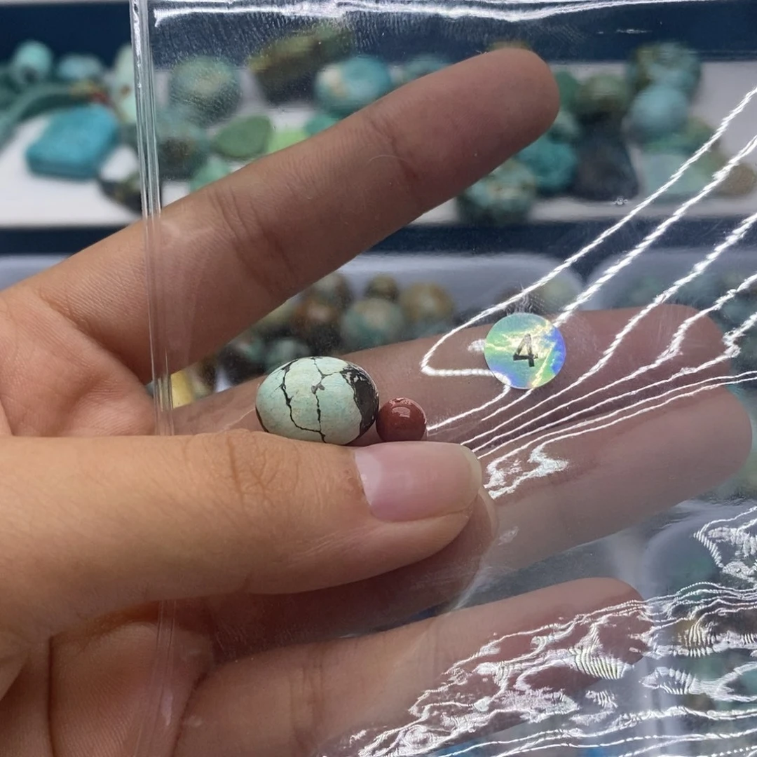 南红玛瑙未镶嵌珠宝奇石