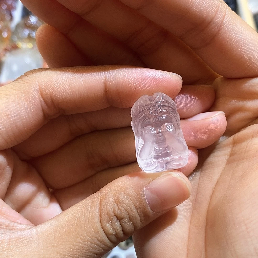 未镶嵌水晶颈饰水晶