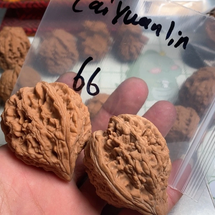 文玩核桃把件c****n核桃