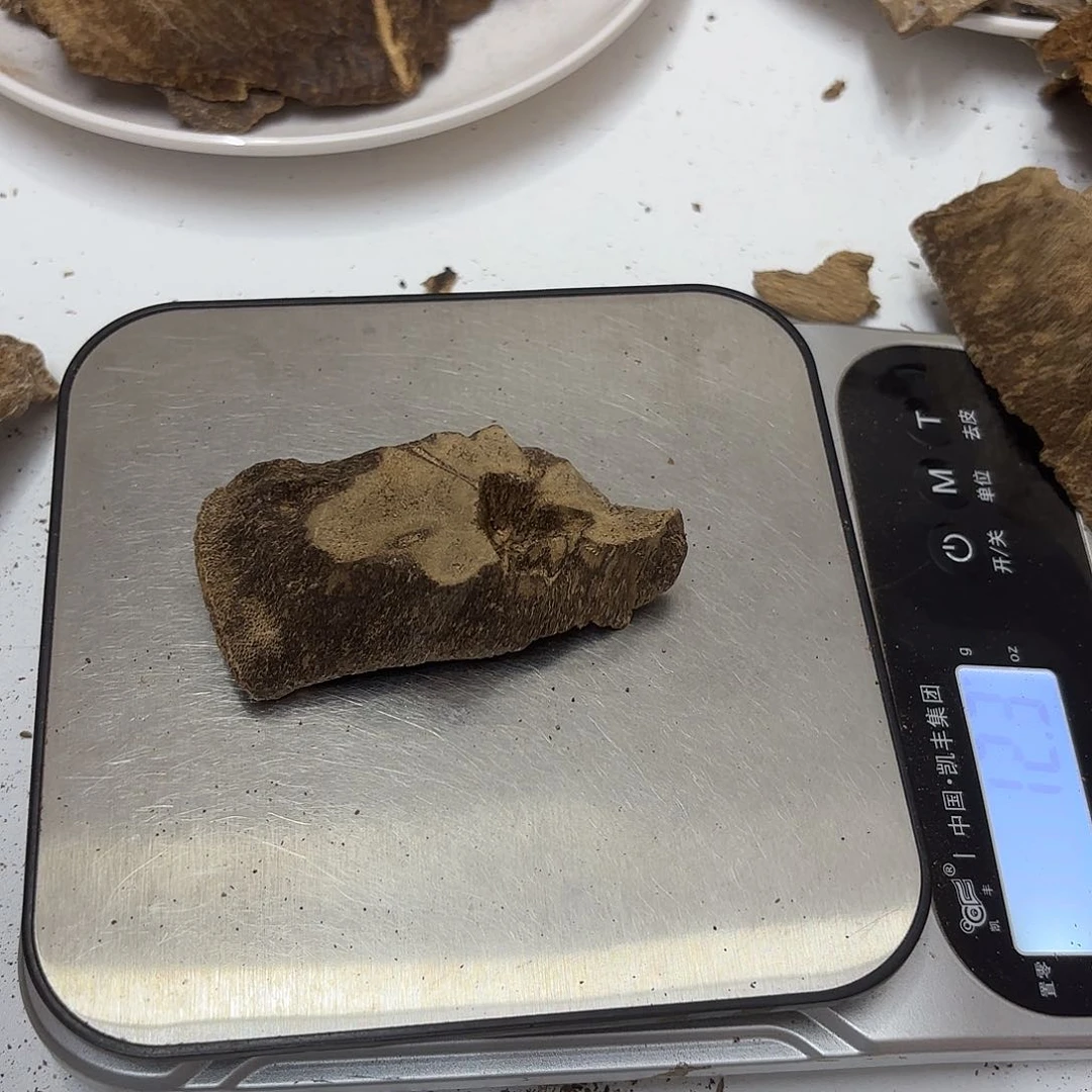 沉香沉香碎屑星*水格12克