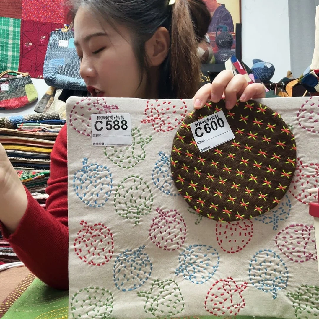 囡***安织绣aweddffvvggggggghhghg