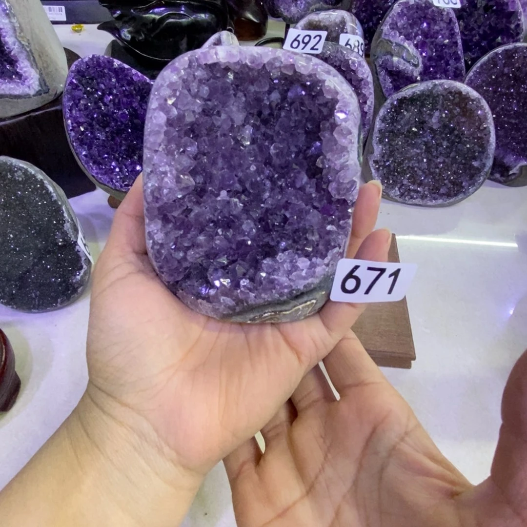 未镶嵌大型摆件（非配饰）水晶