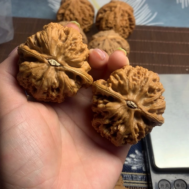 吊坠文玩核桃九*粗筋