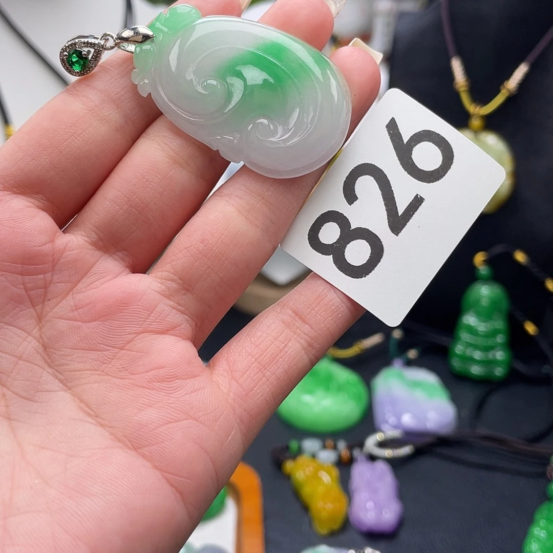 吊坠(赠链)未镶嵌翡翠