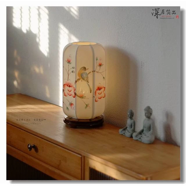 新中式手绘花鸟台灯古风卧室装饰真丝布艺床头灯氛围灯可充电遥控