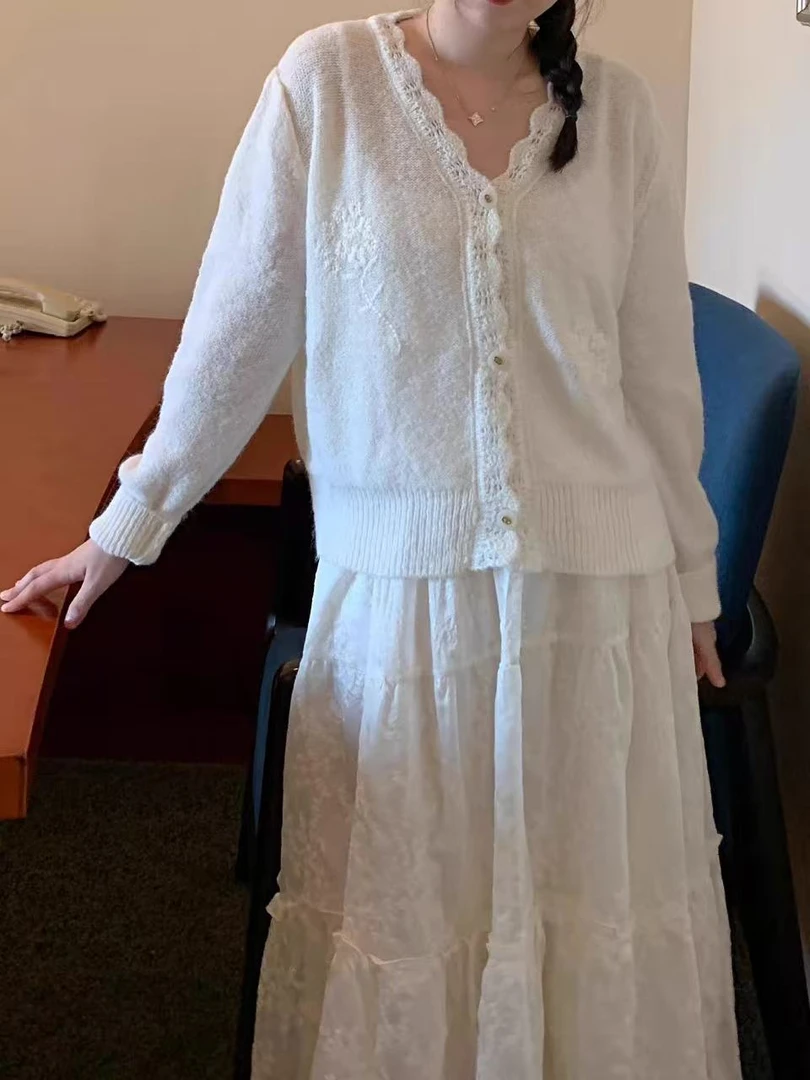 韩系甜美花朵温柔风别致针织开衫女秋季时尚洋气宽松法式毛衣外套