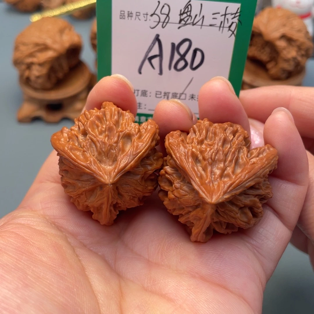 吊坠桃核文玩核桃