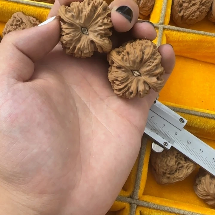 大****文玩核桃把件全品涿鹿南疆石