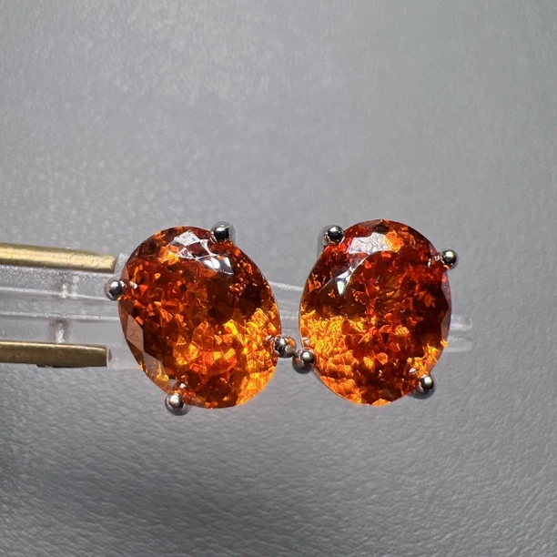 焰橙色汽水芬达 8*10尺寸S925银轻奢风耳钉026