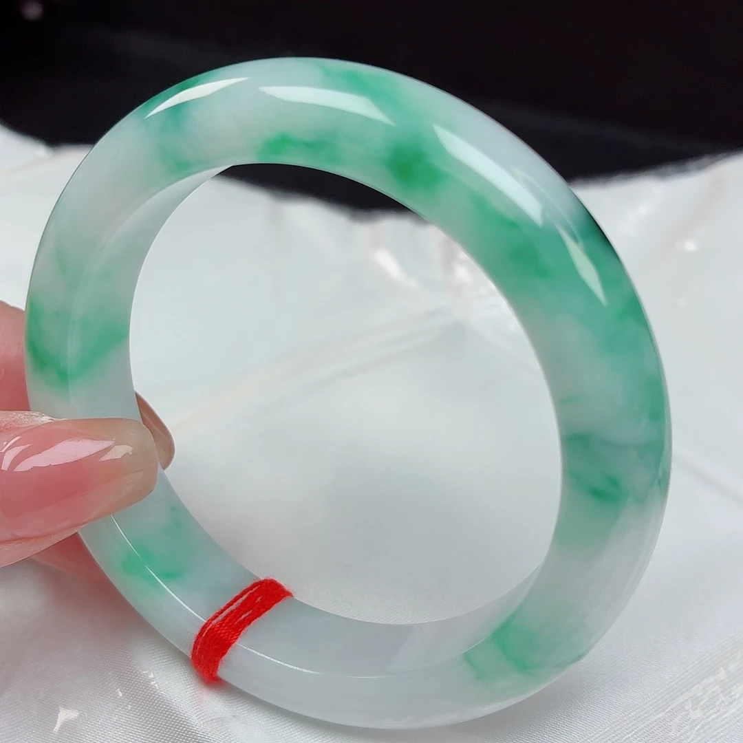 翡翠手镯未镶嵌54