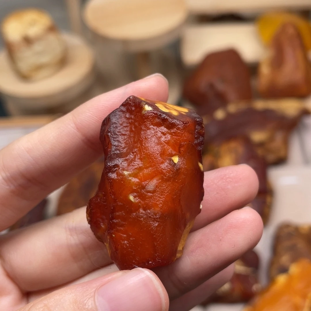 琥珀未镶嵌珠宝奇石