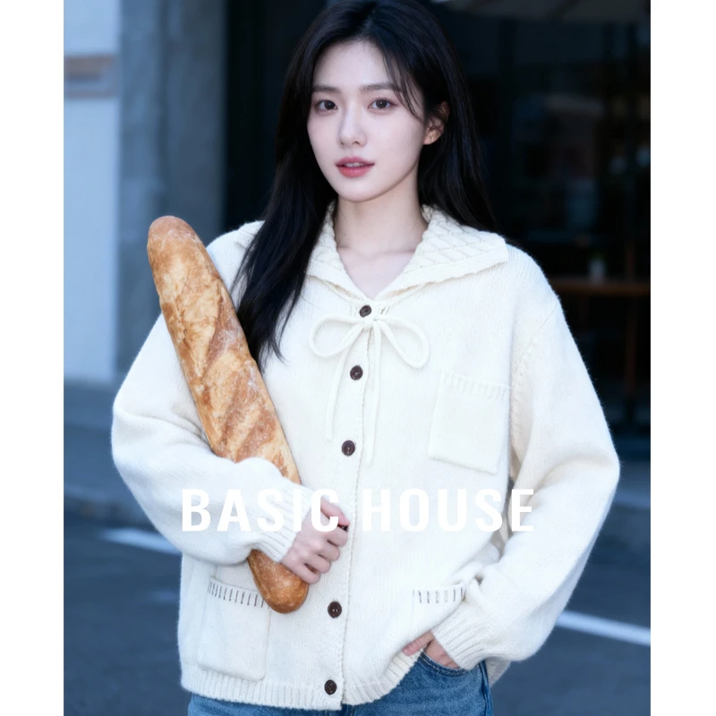 Basic House/百家好时尚秋冬小众设计感翻领保暖毛衣-B0625B5MNN2