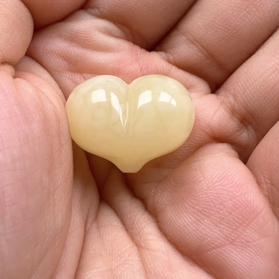 琥珀未镶嵌珠宝奇石蜜蜡屁桃