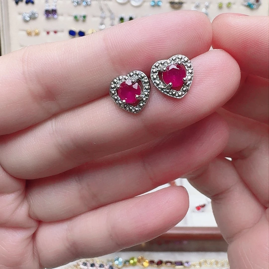 红宝石耳饰未镶嵌红刚玉耳钉