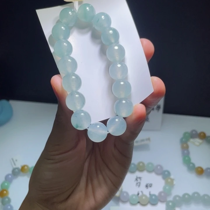 未镶嵌手串翡翠益*。翡翠
