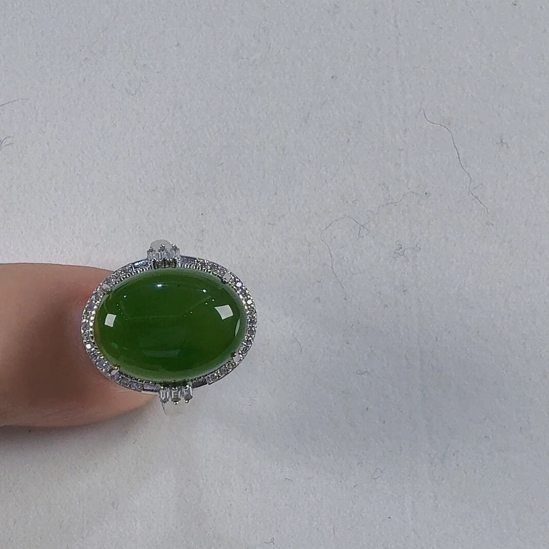 和田玉（碧玉）戒指未镶嵌半****?