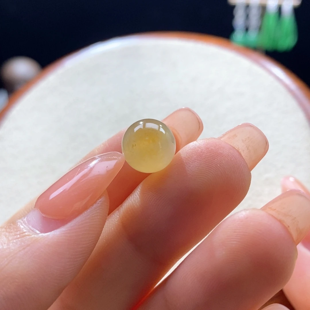 翡翠未镶嵌颈饰翡翠种水橙黄圆珠