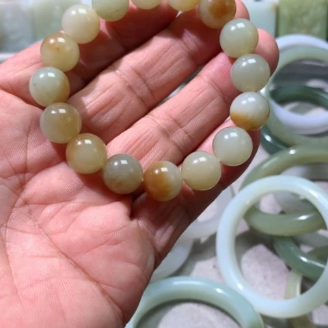 手链未镶嵌和田玉（糖玉）千*