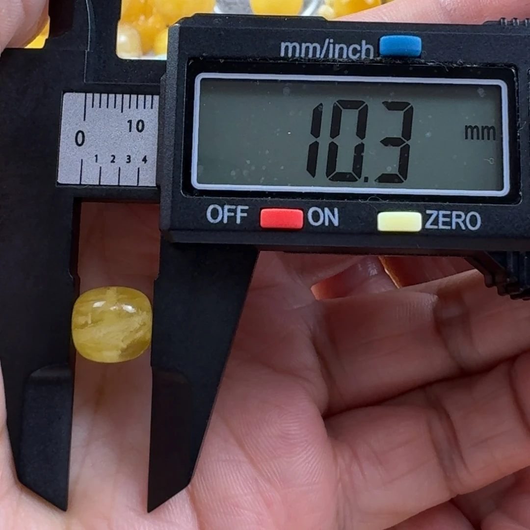 蜜蜡未镶嵌裸石19杂