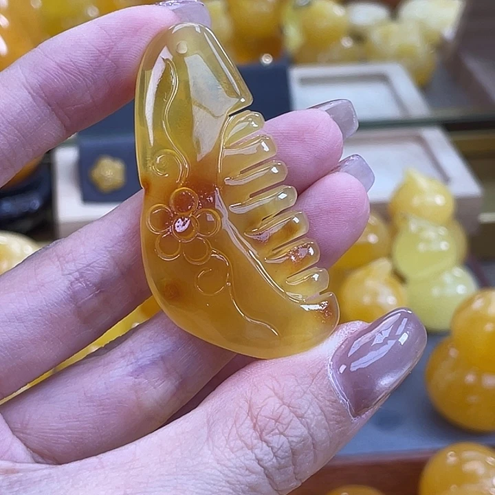 琥珀未镶嵌珠宝奇石琥珀蜜蜡J49